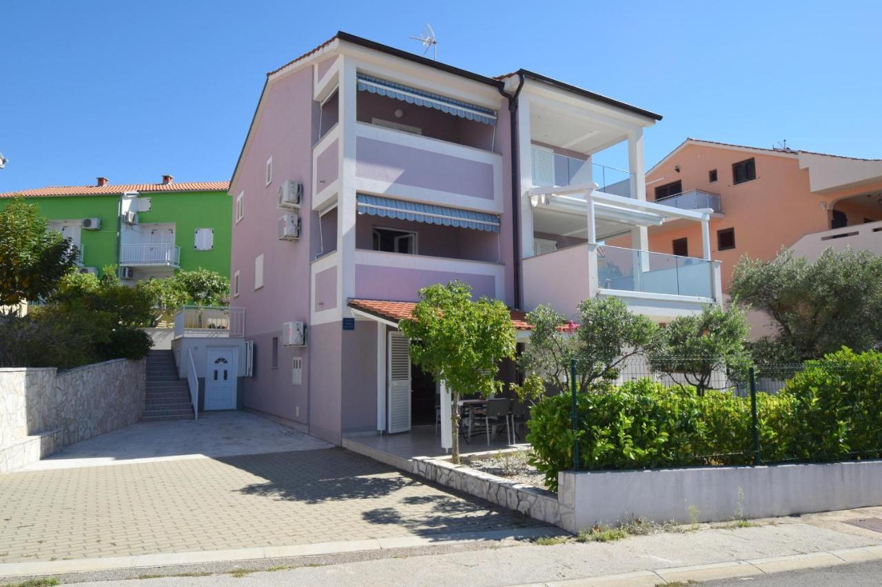 Apartments Marjolovic Нівице Екстер'єр фото